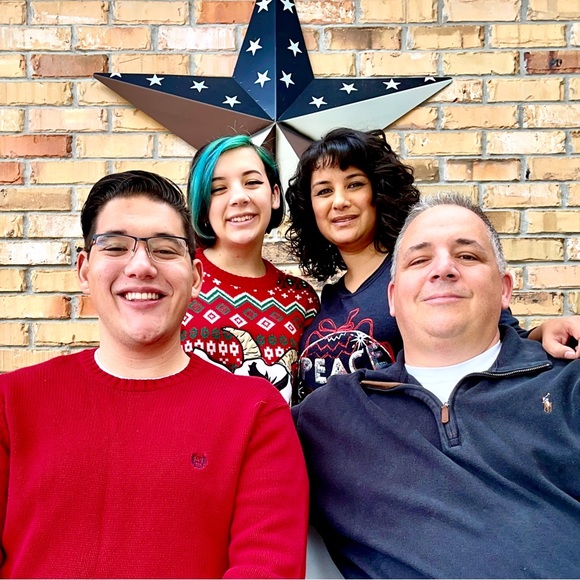 Meet your Posher, Tanisha - Picture 3 of 4